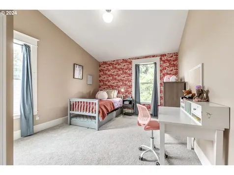 603 Ne Webster Street Portland OR 97211