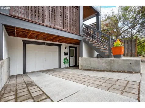 603 Ne Webster Street Portland OR 97211