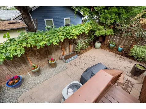 603 Ne Webster Street Portland OR 97211