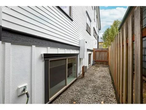 603 Ne Webster Street Portland OR 97211