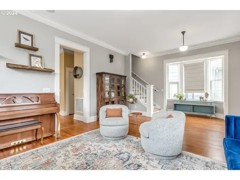 603 Ne Webster Street Portland OR 97211