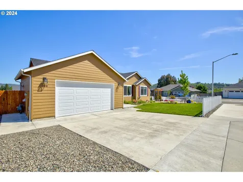 258 Ne Bramble Street Winston OR 97496