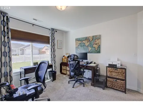 258 Ne Bramble Street Winston OR 97496