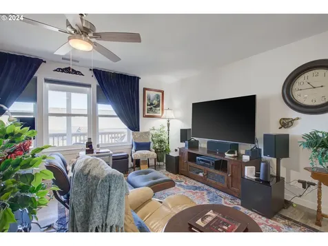 258 Ne Bramble Street Winston OR 97496