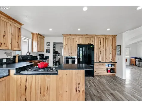 31579 Gowdyville Road Cottage Grove OR 97424