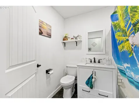 31579 Gowdyville Road Cottage Grove OR 97424