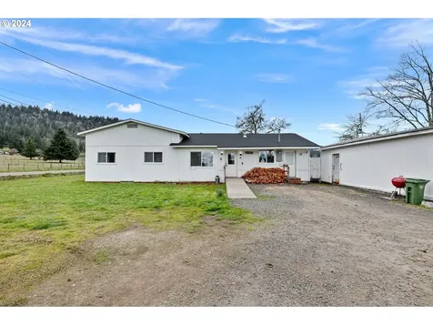 31579 Gowdyville Road Cottage Grove OR 97424