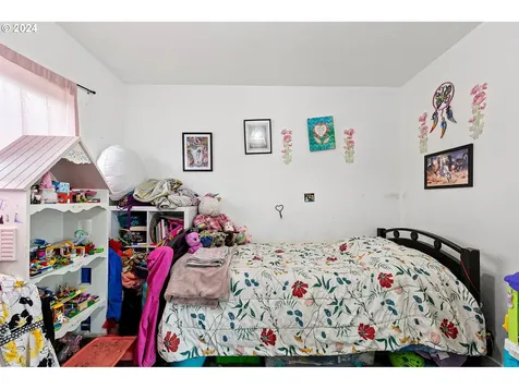 31579 Gowdyville Road Cottage Grove OR 97424