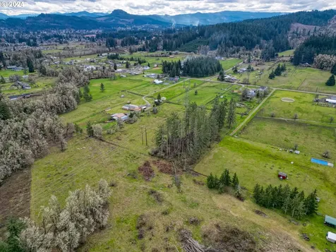 31579 Gowdyville Road Cottage Grove OR 97424