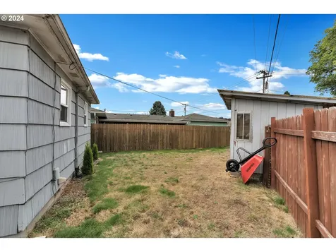 1159 19th Avenue Longview WA 98632