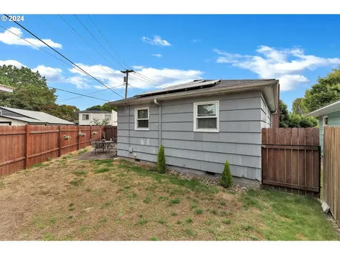 1159 19th Avenue Longview WA 98632