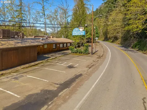 1325 E Hist Columbia River Highway Troutdale OR 97060