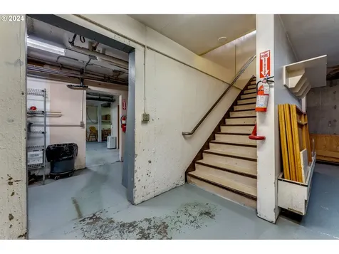 1325 E Hist Columbia River Highway Troutdale OR 97060