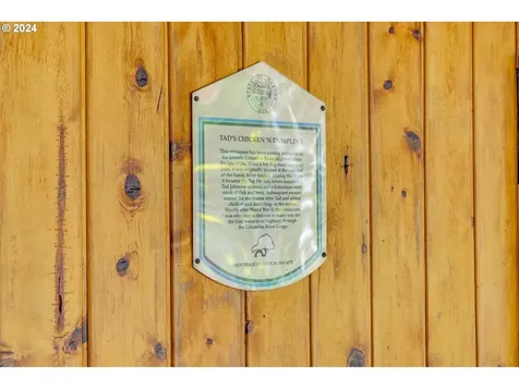 1325 E Hist Columbia River Highway Troutdale OR 97060