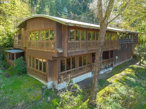 1325 E Hist Columbia River Highway Troutdale OR 97060