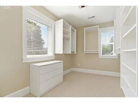 3823 Se Salmon Street Portland OR 97214