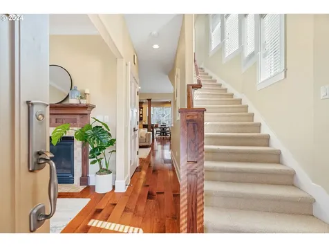 3823 Se Salmon Street Portland OR 97214