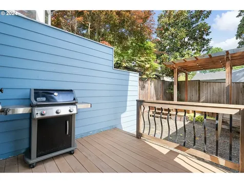 3823 Se Salmon Street Portland OR 97214