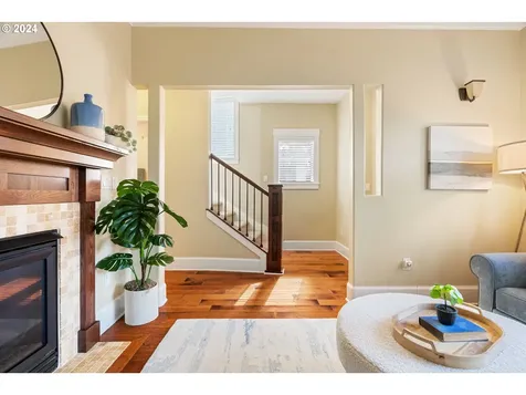 3823 Se Salmon Street Portland OR 97214