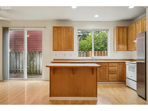 19741 SW Ashcroft Lane Beaverton OR 97003