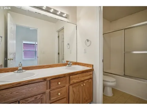 19741 SW Ashcroft Lane Beaverton OR 97003