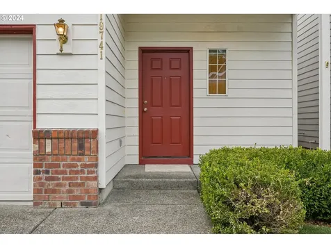 19741 SW Ashcroft Lane Beaverton OR 97003