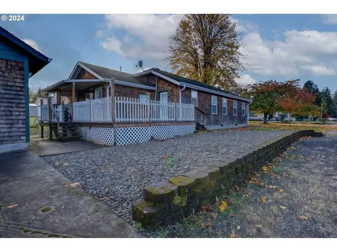 214 Jackson Street Ryderwood WA 98581
