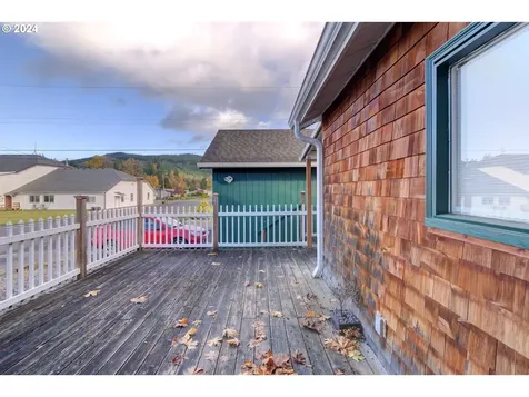 214 Jackson Street Ryderwood WA 98581