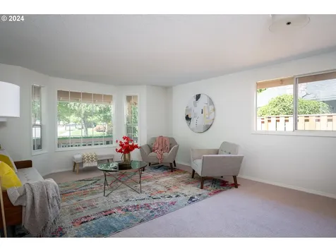 2196 SE 73rd Avenue Hillsboro OR 97123