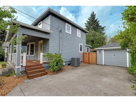 6125 N Delaware Avenue Portland OR 97217