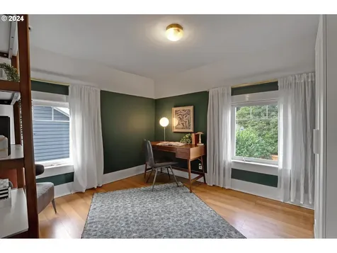 6125 N Delaware Avenue Portland OR 97217