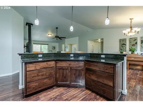 30493 Izaak Walton Road Eugene OR 97405