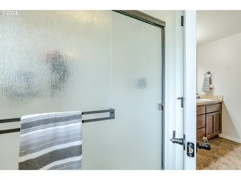 30493 Izaak Walton Road Eugene OR 97405