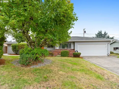 15211 NE Schuyler Court Portland OR 97230