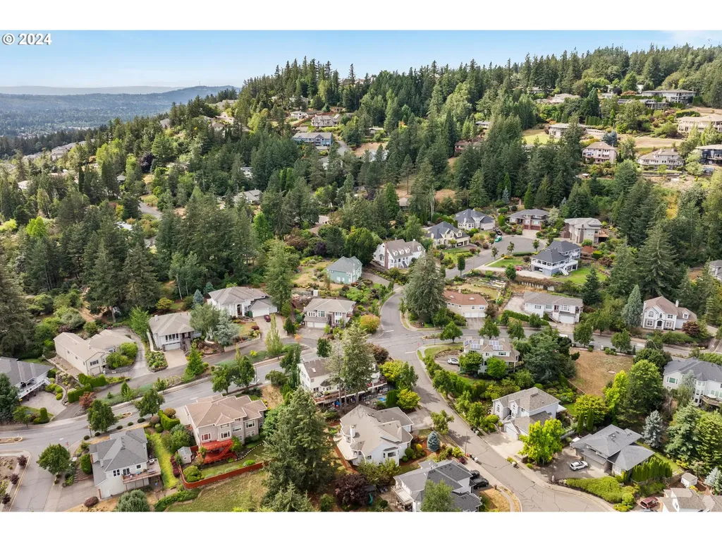 10999 Se David Court Happy Valley OR 97086