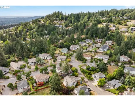 10999 Se David Court Happy Valley OR 97086