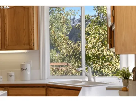 10999 Se David Court Happy Valley OR 97086