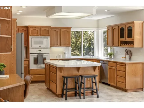 10999 Se David Court Happy Valley OR 97086
