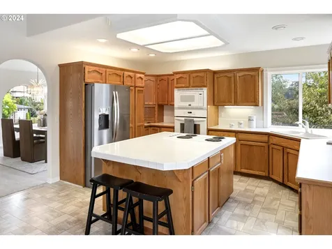 10999 Se David Court Happy Valley OR 97086