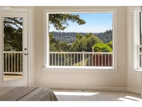 10999 Se David Court Happy Valley OR 97086
