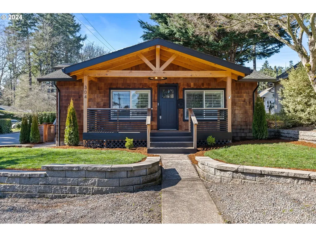 304 6th Street Lake Oswego OR 97034