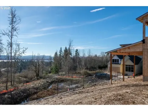 780 N V Street Washougal WA 98671