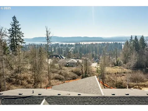 780 N V Street Washougal WA 98671