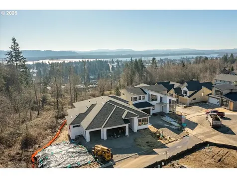 780 N V Street Washougal WA 98671
