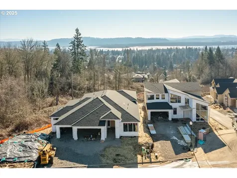 780 N V Street Washougal WA 98671