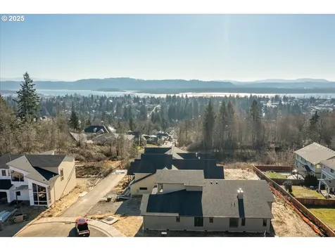 780 N V Street Washougal WA 98671