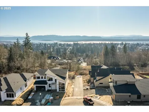 780 N V Street Washougal WA 98671