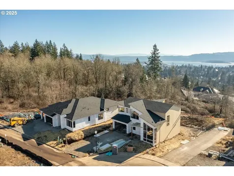 780 N V Street Washougal WA 98671