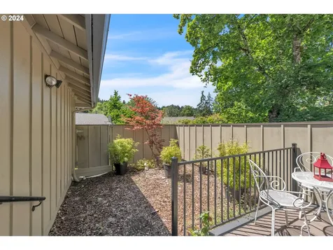 2830 NW 29th Street Corvallis OR 97330