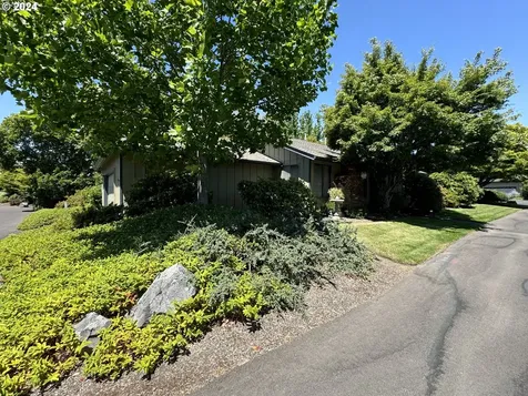 2830 NW 29th Street Corvallis OR 97330